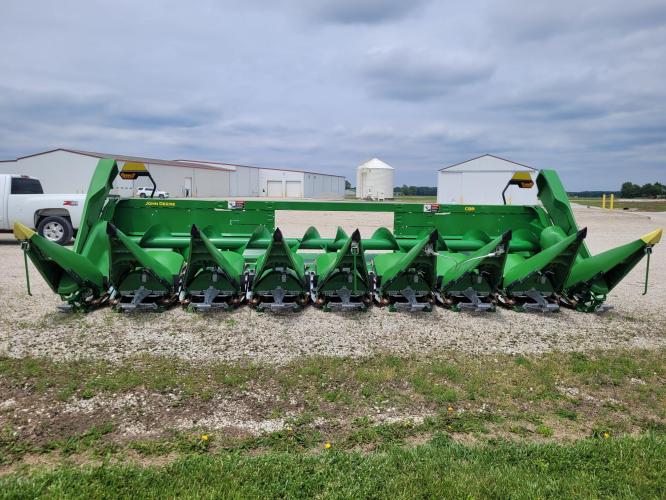 John Deere C8R