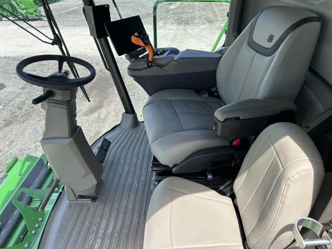 John Deere S7 800