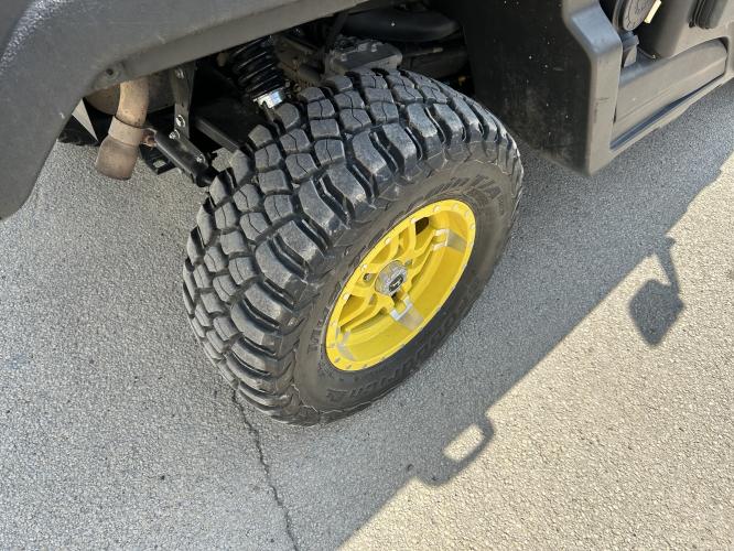 John Deere 835R