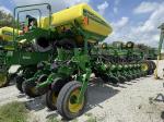 John Deere 1775NT