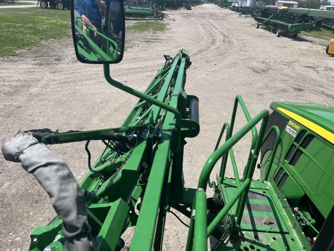 John Deere R4045