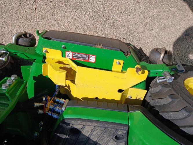 John Deere 1025R
