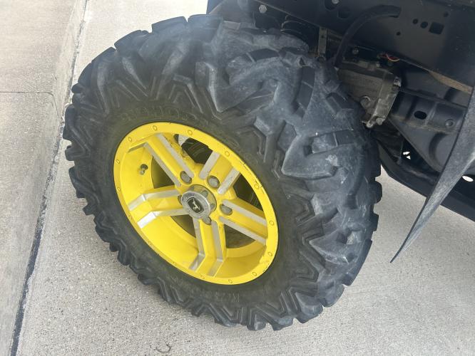 John Deere XUV 825I GREEN