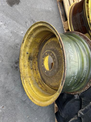 John Deere AH205131 26x16 rim - 2wd for 18.4x26 tire