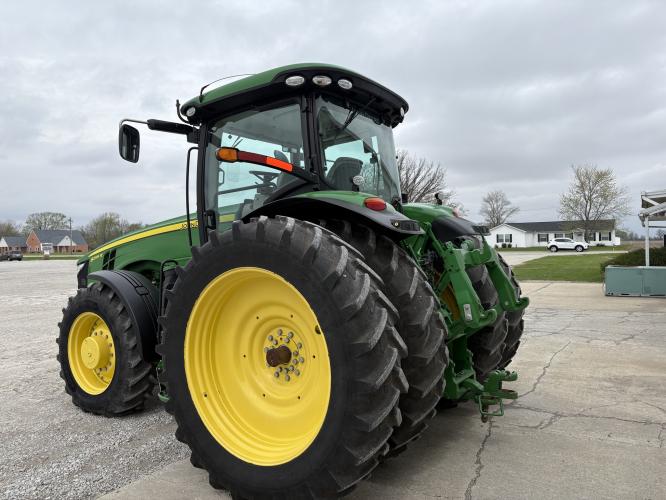 John Deere 8295R