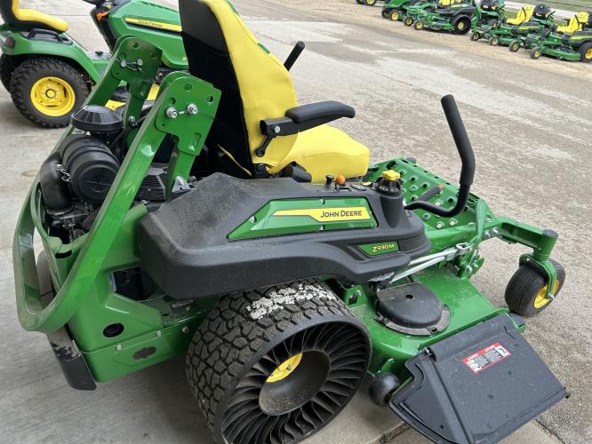 John Deere Z930M