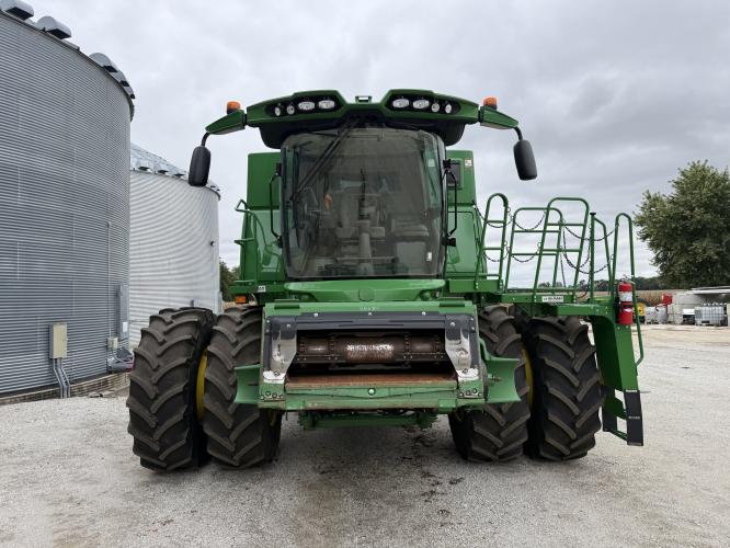 John Deere S780