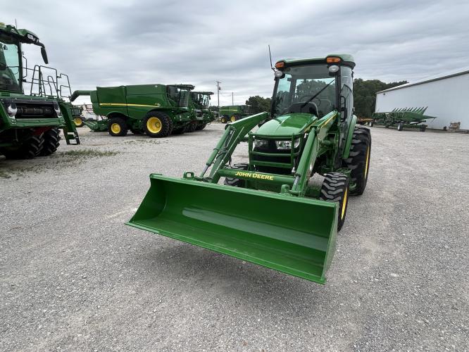 John Deere 4052R