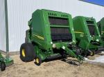 John Deere 561M