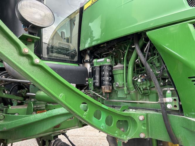 John Deere R4045