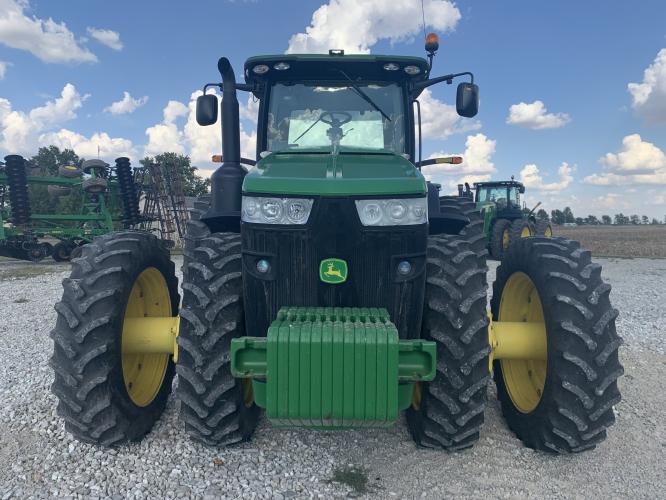 John Deere 8360R