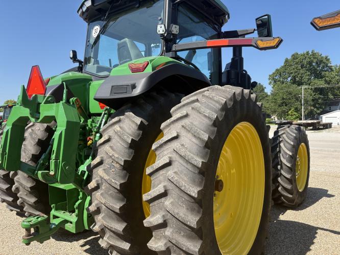 John Deere 8R 370