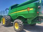 John Deere S670