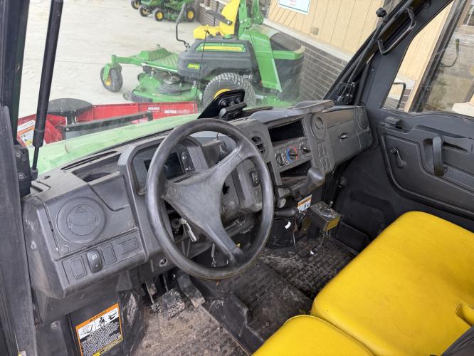 John Deere XUV 835M