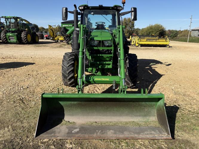 John Deere 6R 130