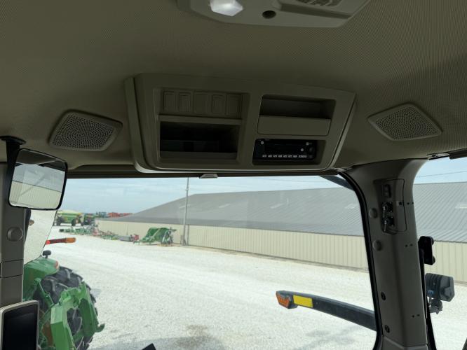 John Deere 8R 230