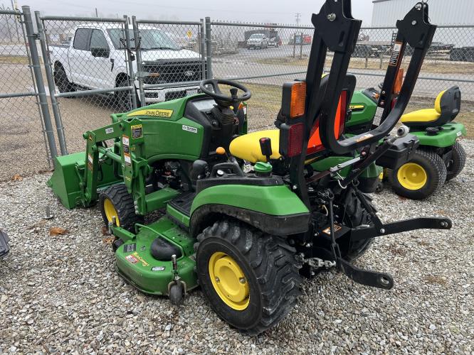 John Deere 1025R