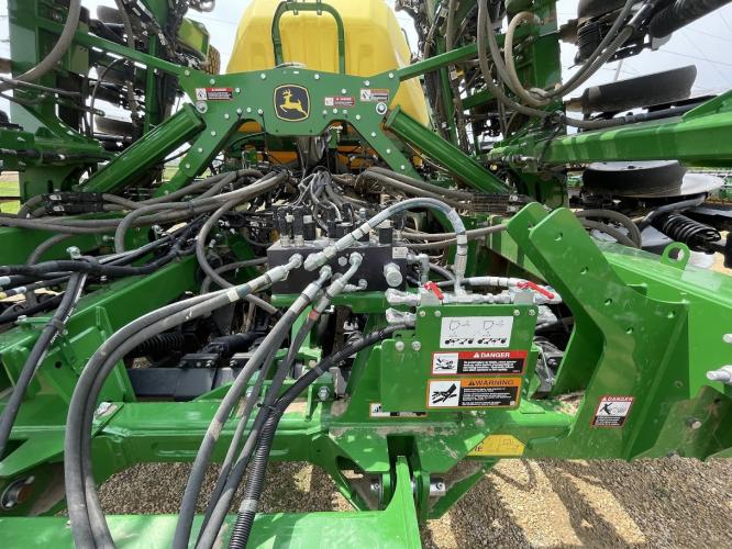 John Deere N530C