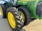 John Deere 8520