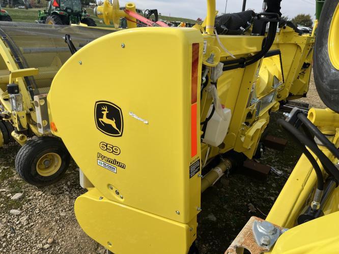 John Deere NEW 659