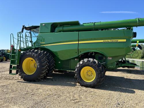 2024 John Deere S780