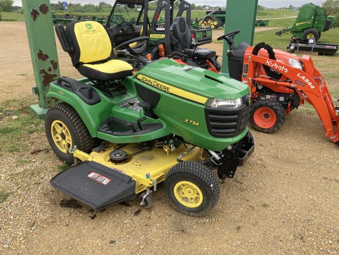 John Deere X734