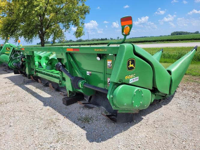 John Deere 608C StalkMaster