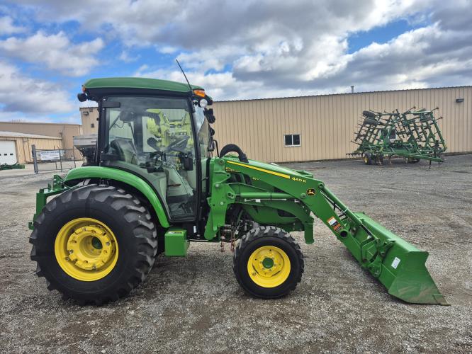 John Deere 4066R