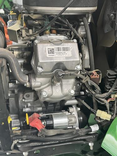 John Deere X730