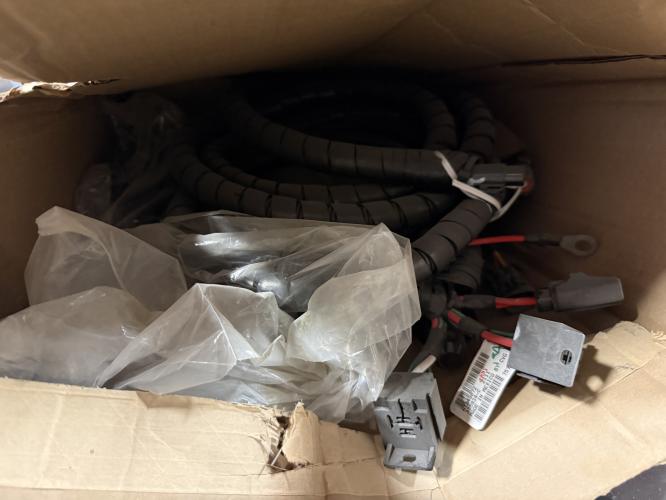 John Deere NEW AT357576