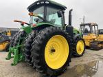 John Deere 8260R
