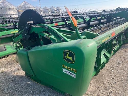 2013 John Deere 640FD