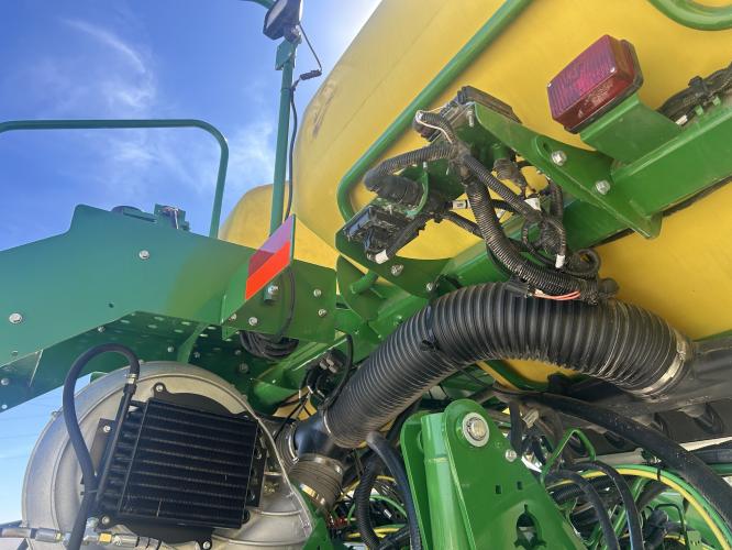 John Deere 1775NT