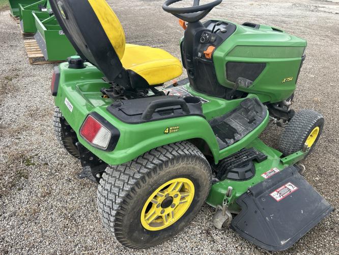 John Deere X754