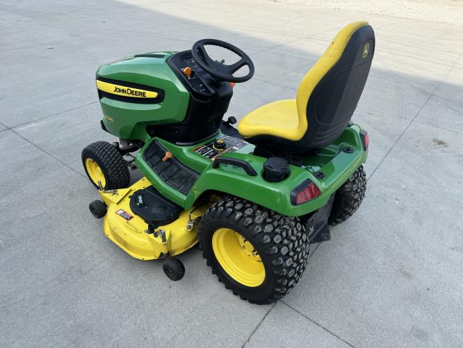 John Deere X540