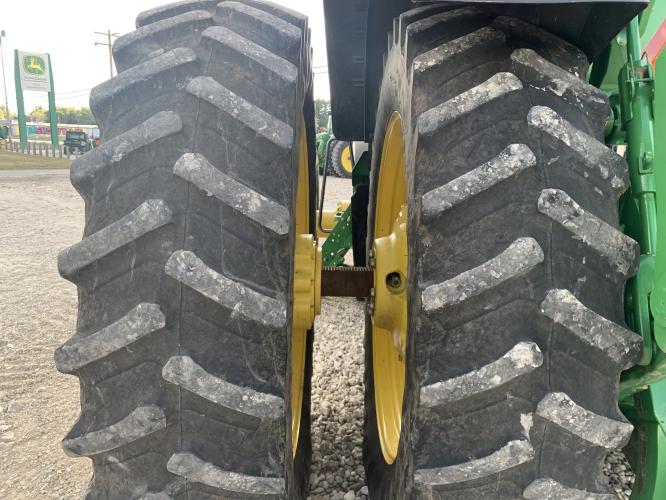 John Deere 8360R