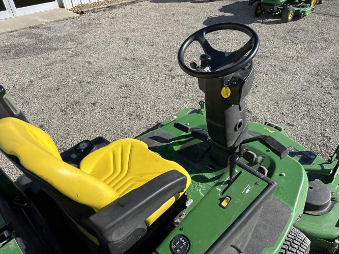 John Deere 1550