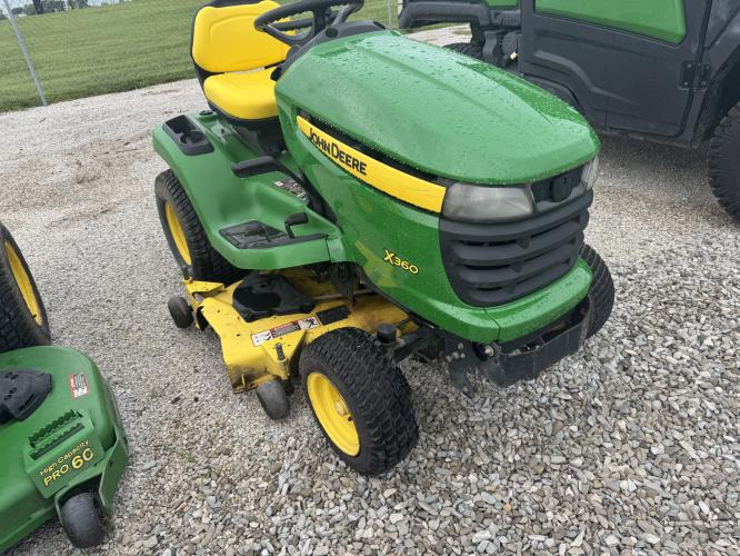 John Deere X360