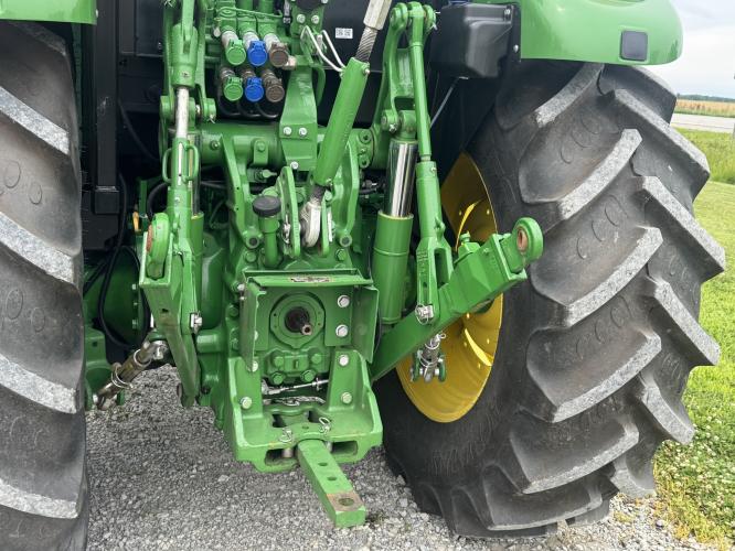 John Deere 5120M