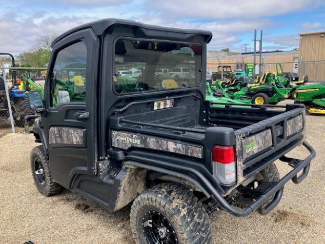 John Deere XUV835R Premium Cab