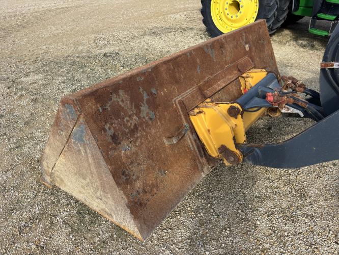 John Deere 324L