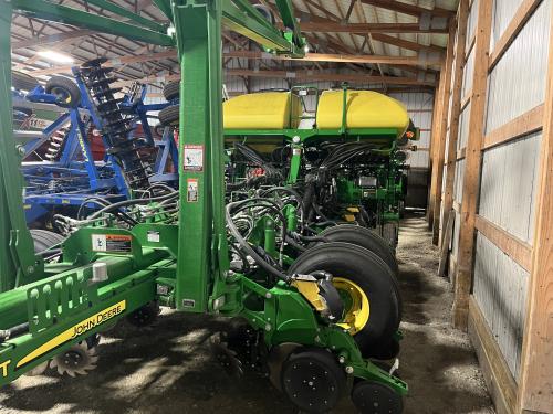 2019 John Deere 1775NT
