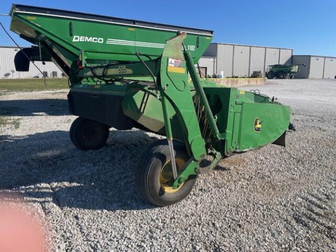 John Deere 535