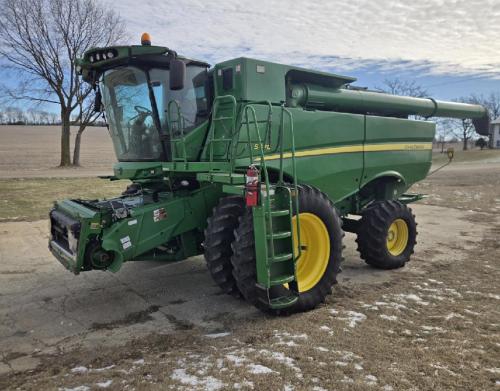2012 John Deere S670