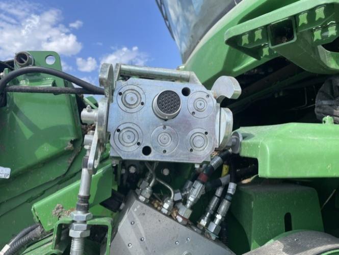 John Deere S780