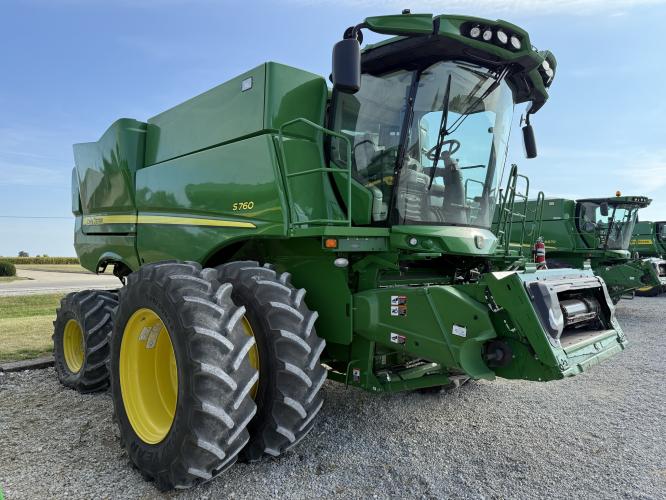 John Deere S760