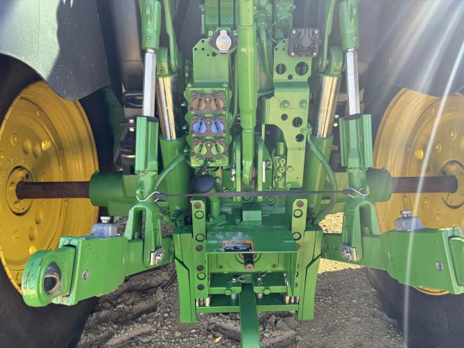 John Deere 6R 130