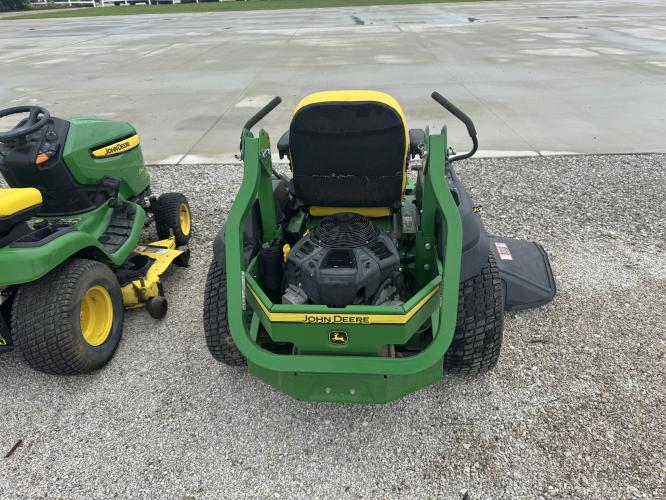 John Deere Z735E