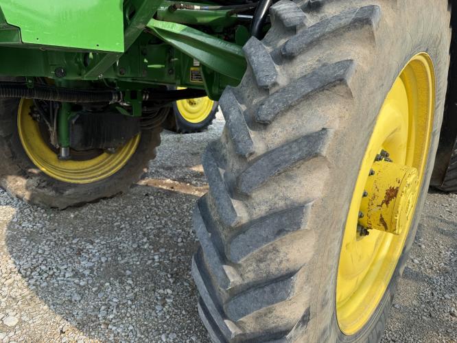 John Deere 612R
