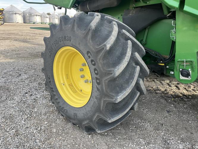 John Deere S790